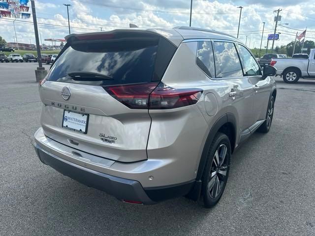 new 2024 Nissan Rogue car, priced at $37,777