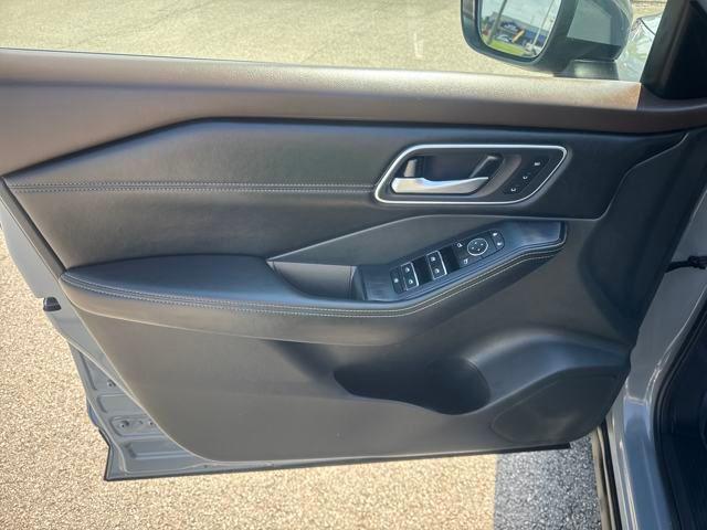used 2021 Nissan Rogue car, priced at $22,300
