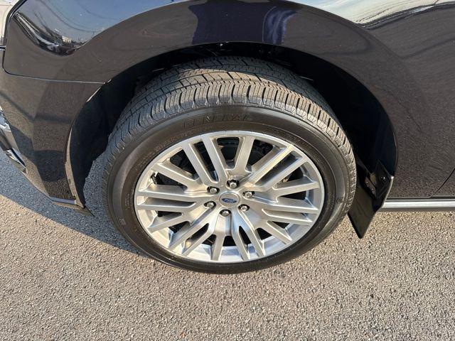 used 2024 Ford Expedition car, priced at $62,923