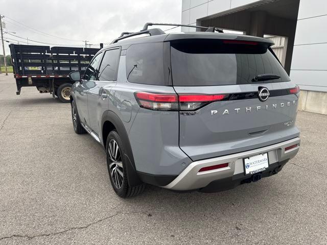 new 2025 Nissan Pathfinder car, priced at $51,056