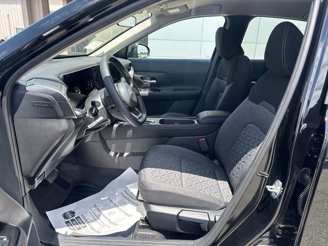 new 2025 Nissan Kicks car, priced at $26,431