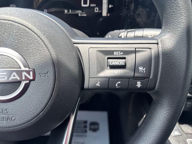 new 2025 Nissan Kicks car, priced at $26,431