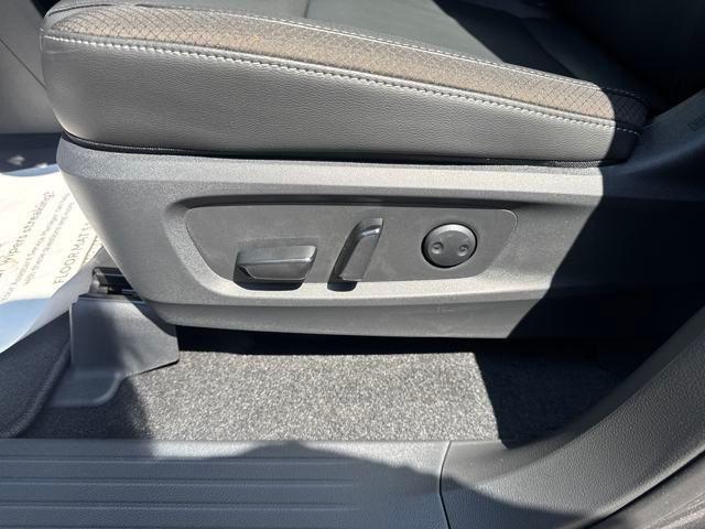 new 2025 Nissan Pathfinder car, priced at $44,765