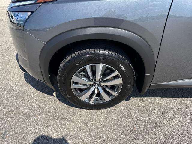 new 2025 Nissan Pathfinder car, priced at $44,765