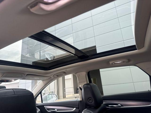 used 2019 Cadillac XT5 car, priced at $22,647