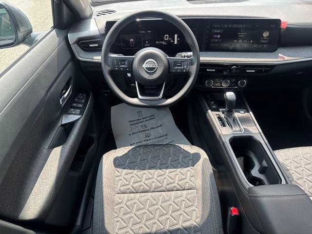 new 2025 Nissan Kicks car, priced at $26,592