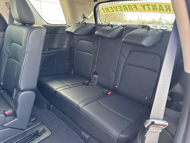new 2025 Nissan Pathfinder car, priced at $44,433