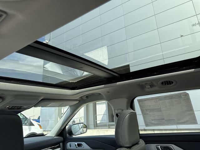 new 2025 Ford Explorer car, priced at $46,565