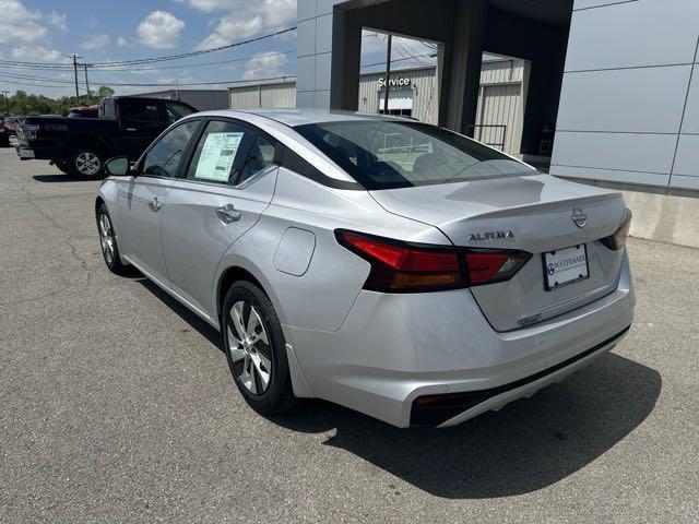 new 2024 Nissan Altima car, priced at $25,975