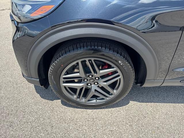 new 2025 Ford Explorer car, priced at $54,008