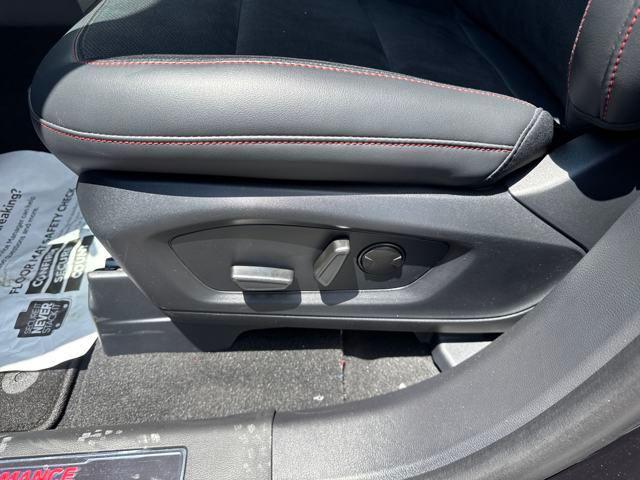 new 2025 Ford Explorer car, priced at $54,008