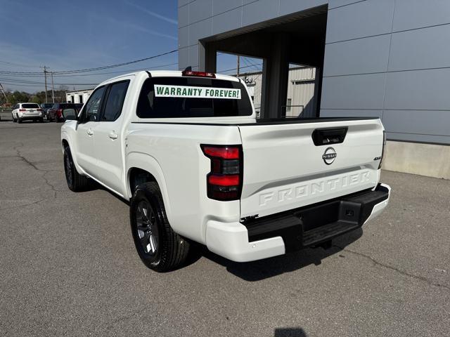 new 2025 Nissan Frontier car, priced at $40,725