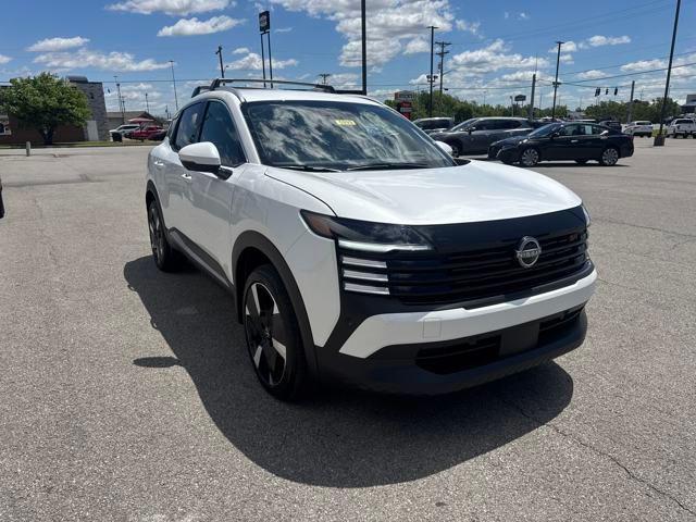 new 2025 Nissan Kicks car, priced at $29,422