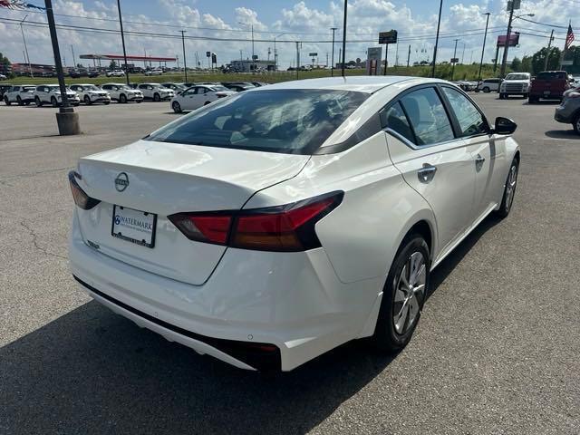 new 2024 Nissan Altima car, priced at $27,520