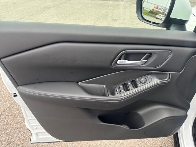 new 2025 Nissan Rogue car, priced at $30,943