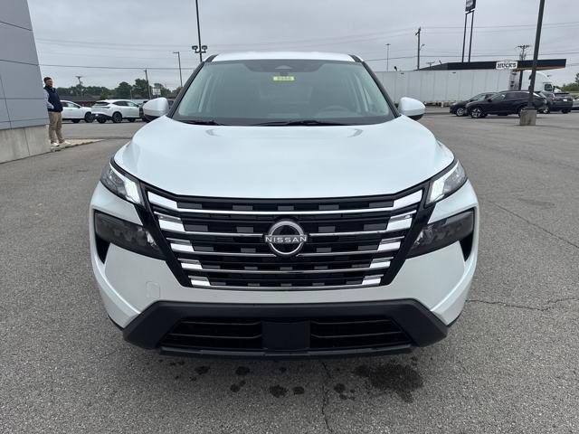 new 2025 Nissan Rogue car, priced at $30,943