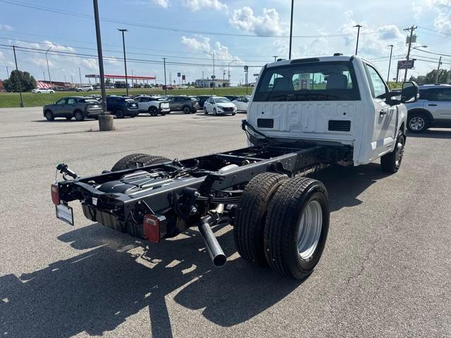 new 2025 Ford F-350 car, priced at $62,401