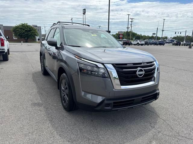 new 2025 Nissan Pathfinder car, priced at $42,120