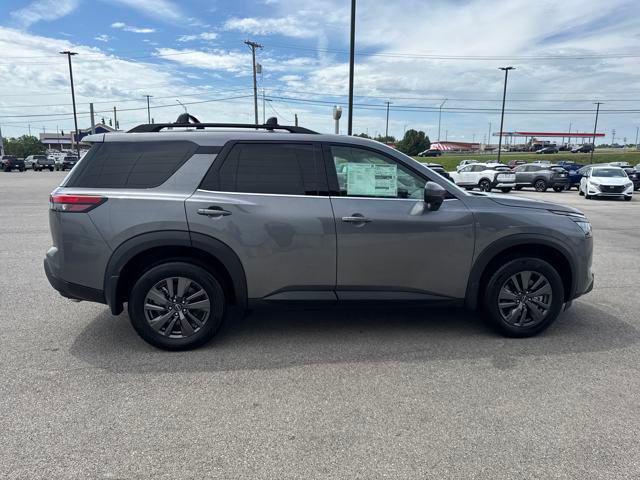 new 2025 Nissan Pathfinder car, priced at $42,120