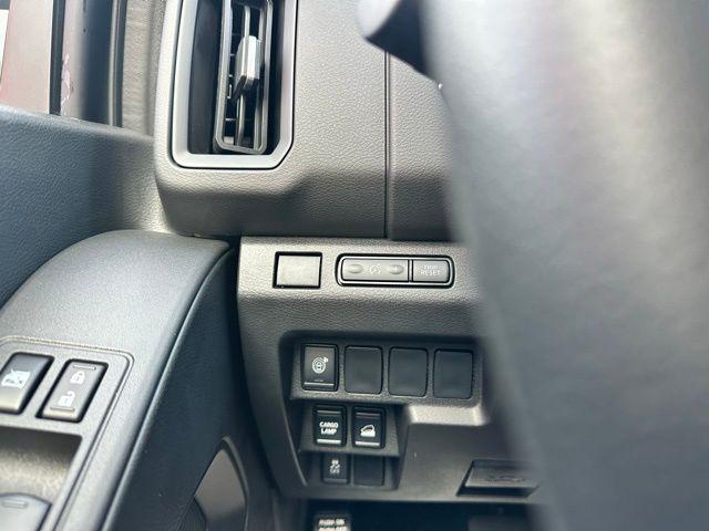 new 2025 Nissan Frontier car