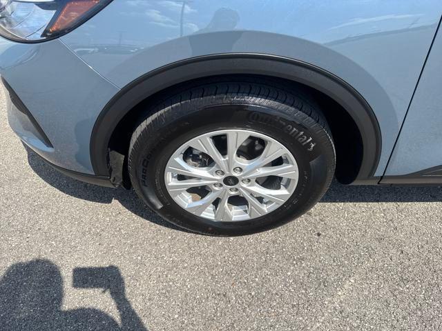 used 2023 Ford Escape car, priced at $27,399