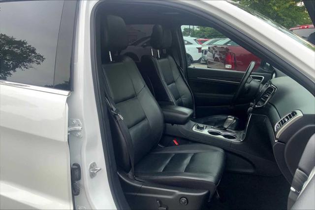 used 2022 Jeep Grand Cherokee car, priced at $28,499