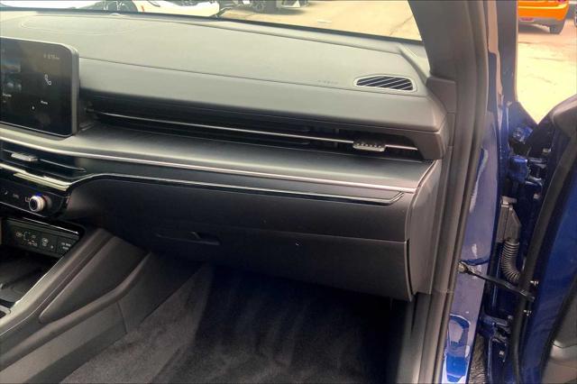 used 2025 Kia K5 car, priced at $30,800