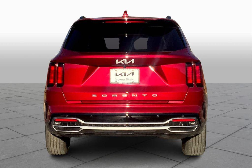 used 2022 Kia Sorento car, priced at $25,998