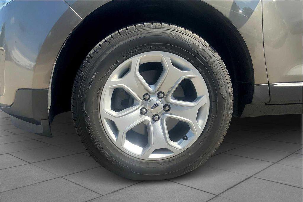used 2013 Ford Edge car, priced at $7,999