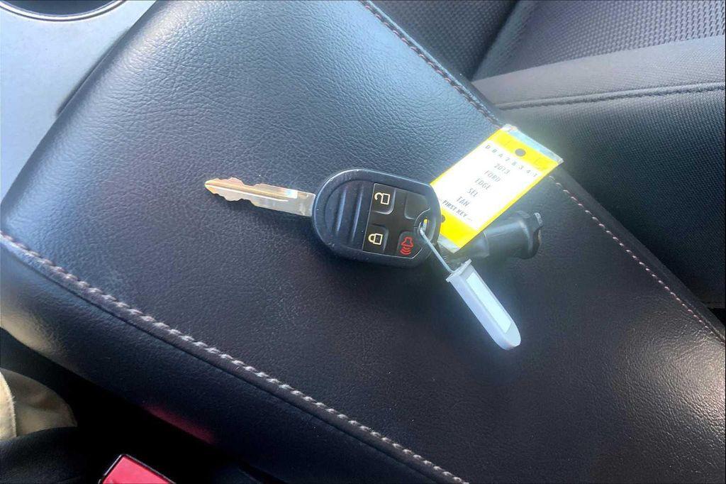 used 2013 Ford Edge car, priced at $7,999