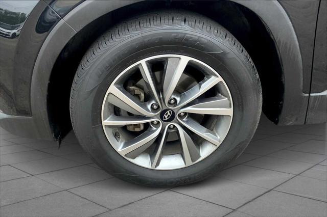 used 2019 Hyundai Santa Fe car, priced at $16,899