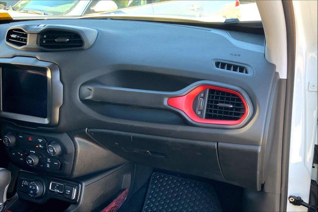 used 2022 Jeep Renegade car, priced at $22,404