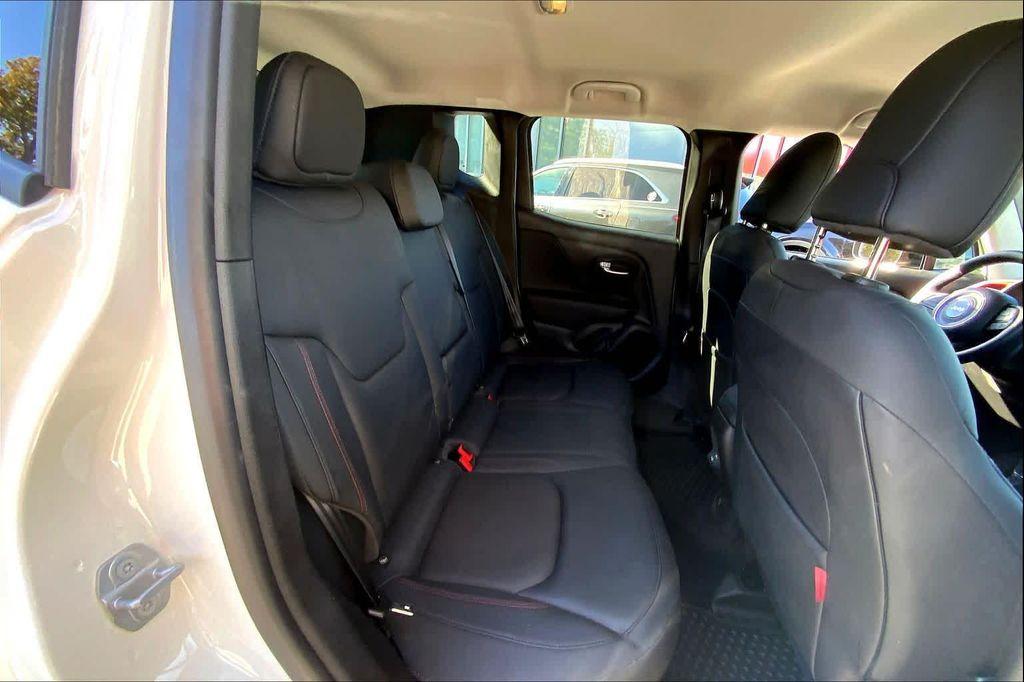 used 2022 Jeep Renegade car, priced at $22,404