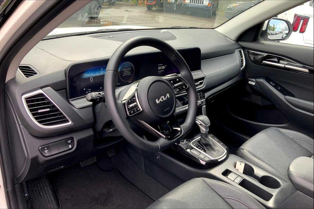 used 2024 Kia Seltos car, priced at $26,949