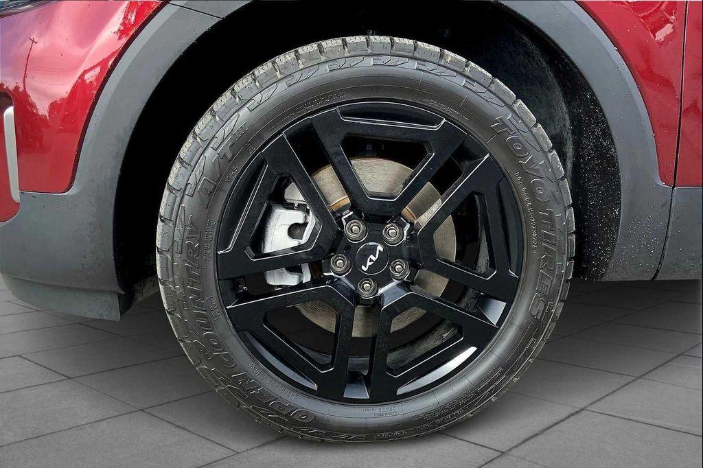 used 2023 Kia Telluride car, priced at $39,272