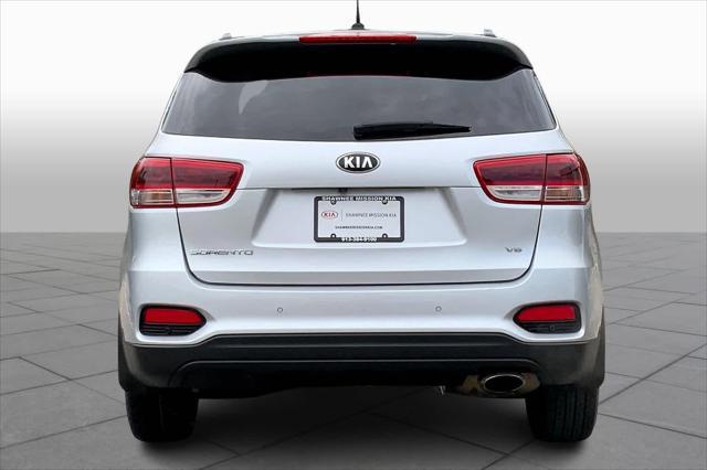 used 2019 Kia Sorento car, priced at $16,880