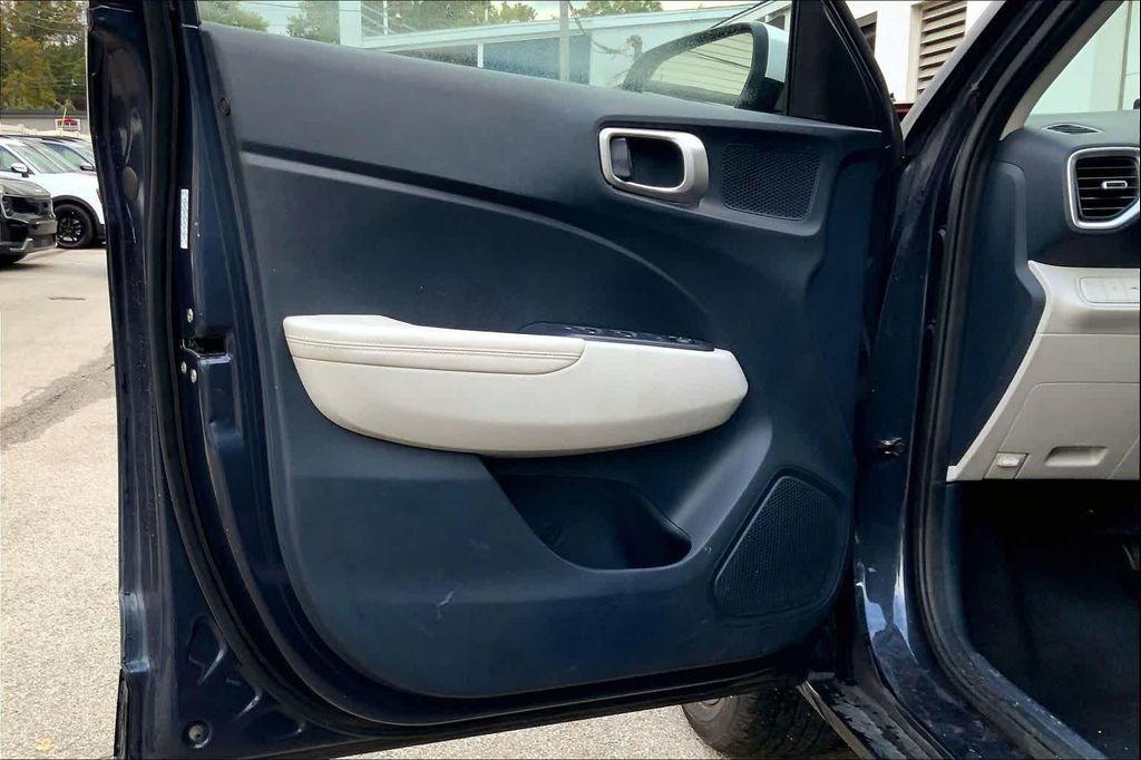 used 2022 Hyundai Venue car, priced at $17,814