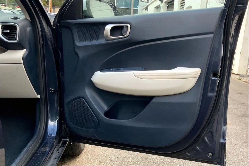 used 2022 Hyundai Venue car, priced at $17,814