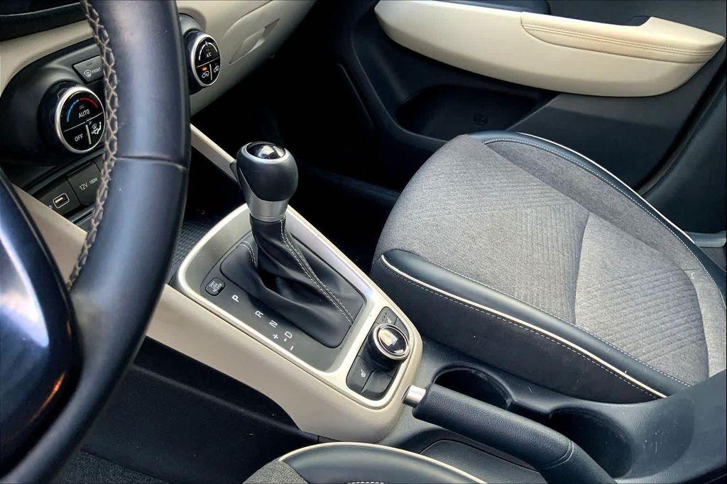 used 2022 Hyundai Venue car, priced at $17,814