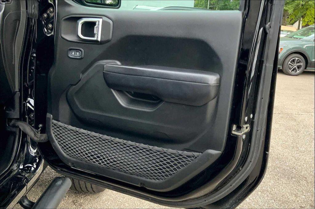 used 2020 Jeep Wrangler Unlimited car, priced at $29,986