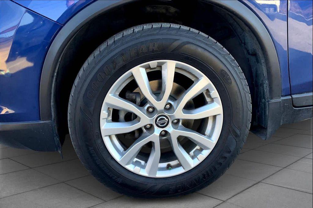 used 2018 Nissan Rogue car, priced at $16,497