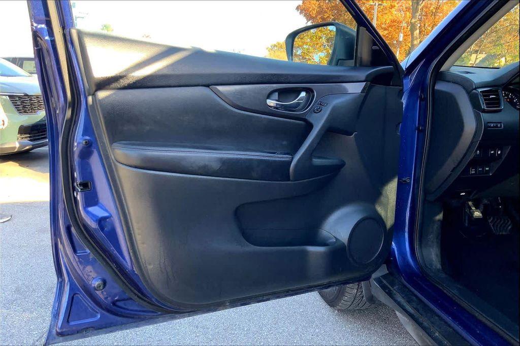 used 2018 Nissan Rogue car, priced at $16,497