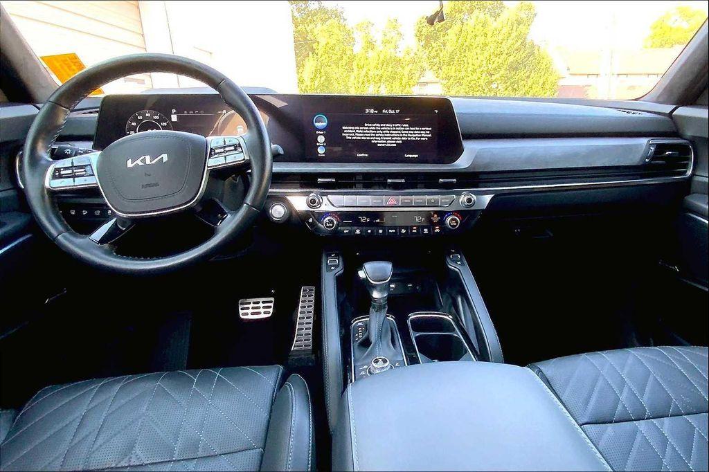 used 2024 Kia Telluride car, priced at $43,277