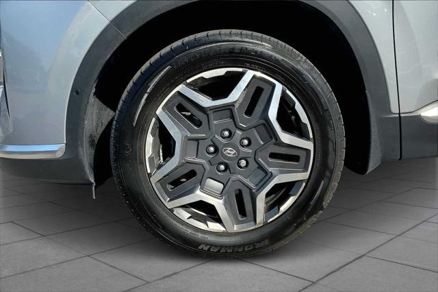 used 2022 Hyundai Santa Fe car, priced at $25,387