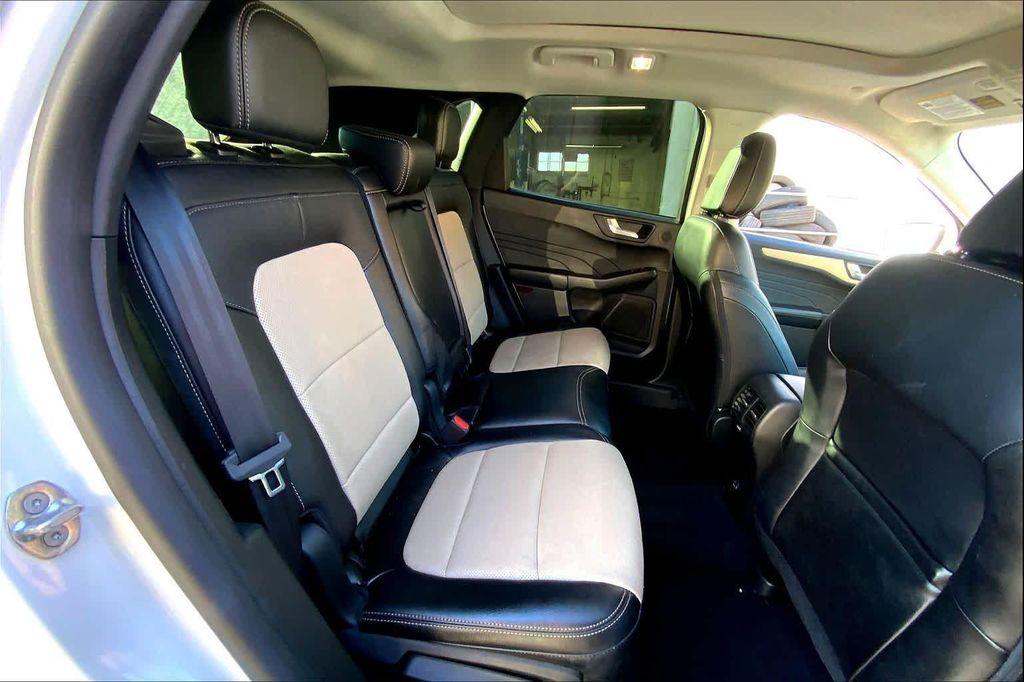 used 2022 Ford Escape car, priced at $25,778