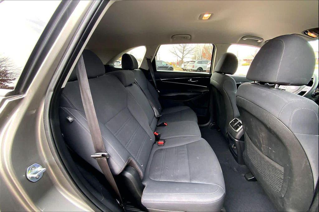 used 2019 Kia Sorento car, priced at $11,499