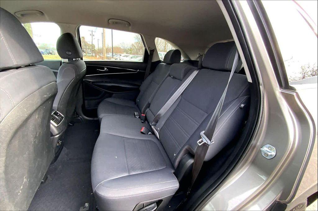 used 2019 Kia Sorento car, priced at $11,499