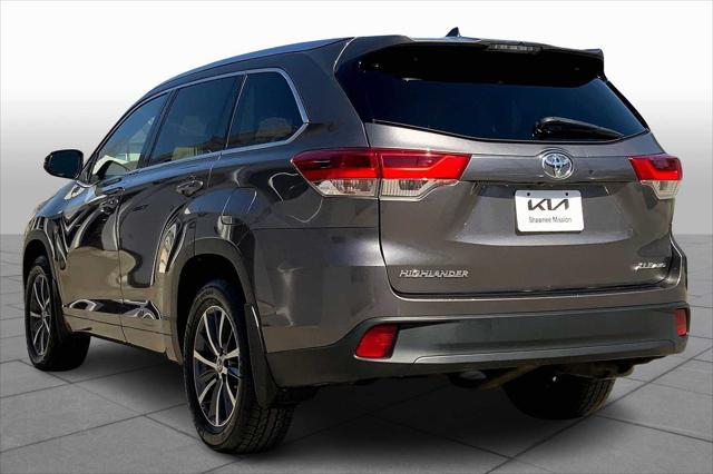 used 2017 Toyota Highlander car, priced at $20,376