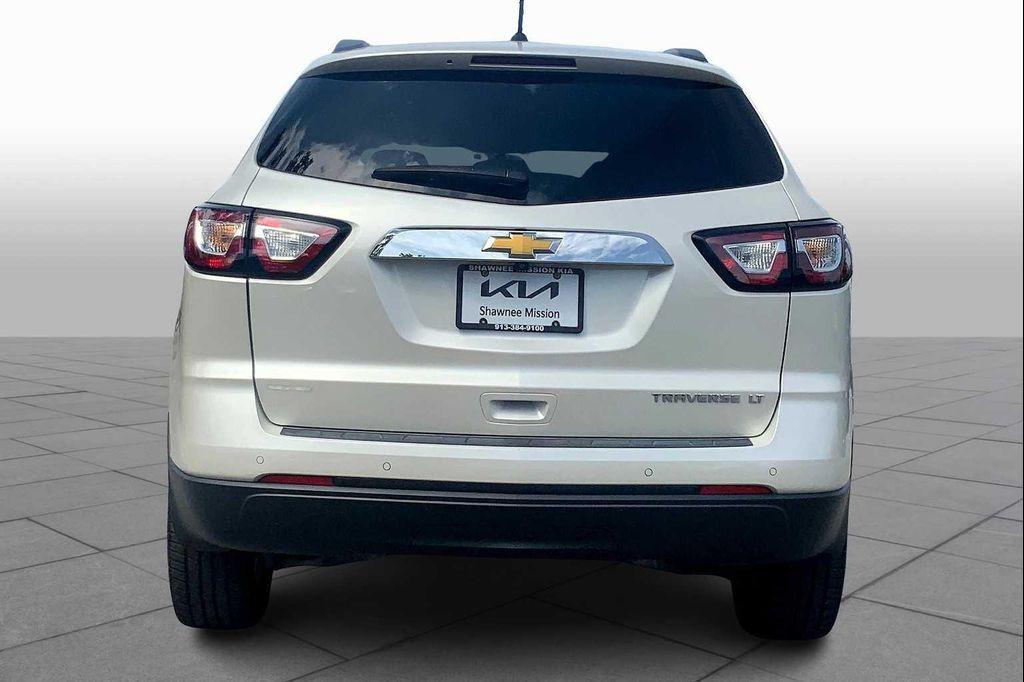 used 2014 Chevrolet Traverse car, priced at $9,550