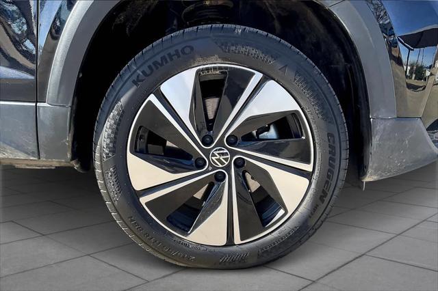used 2024 Volkswagen Taos car, priced at $25,999